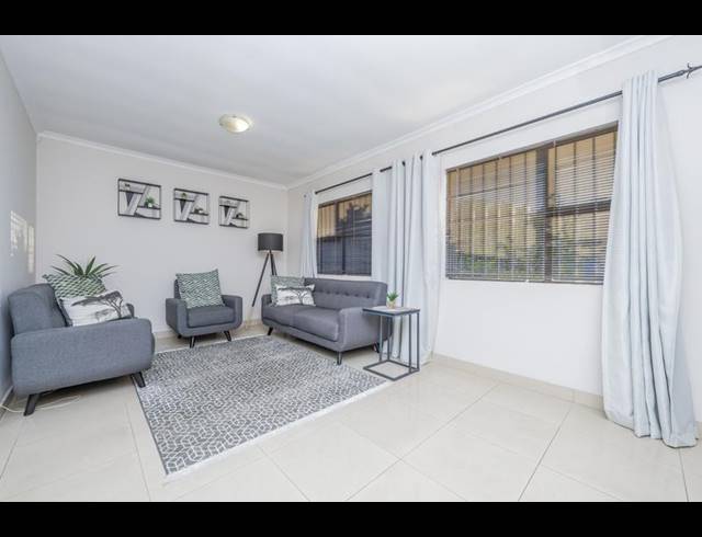 2 BEDROOM PROPERTY TO RENT IN PROTEA HEIGHTS